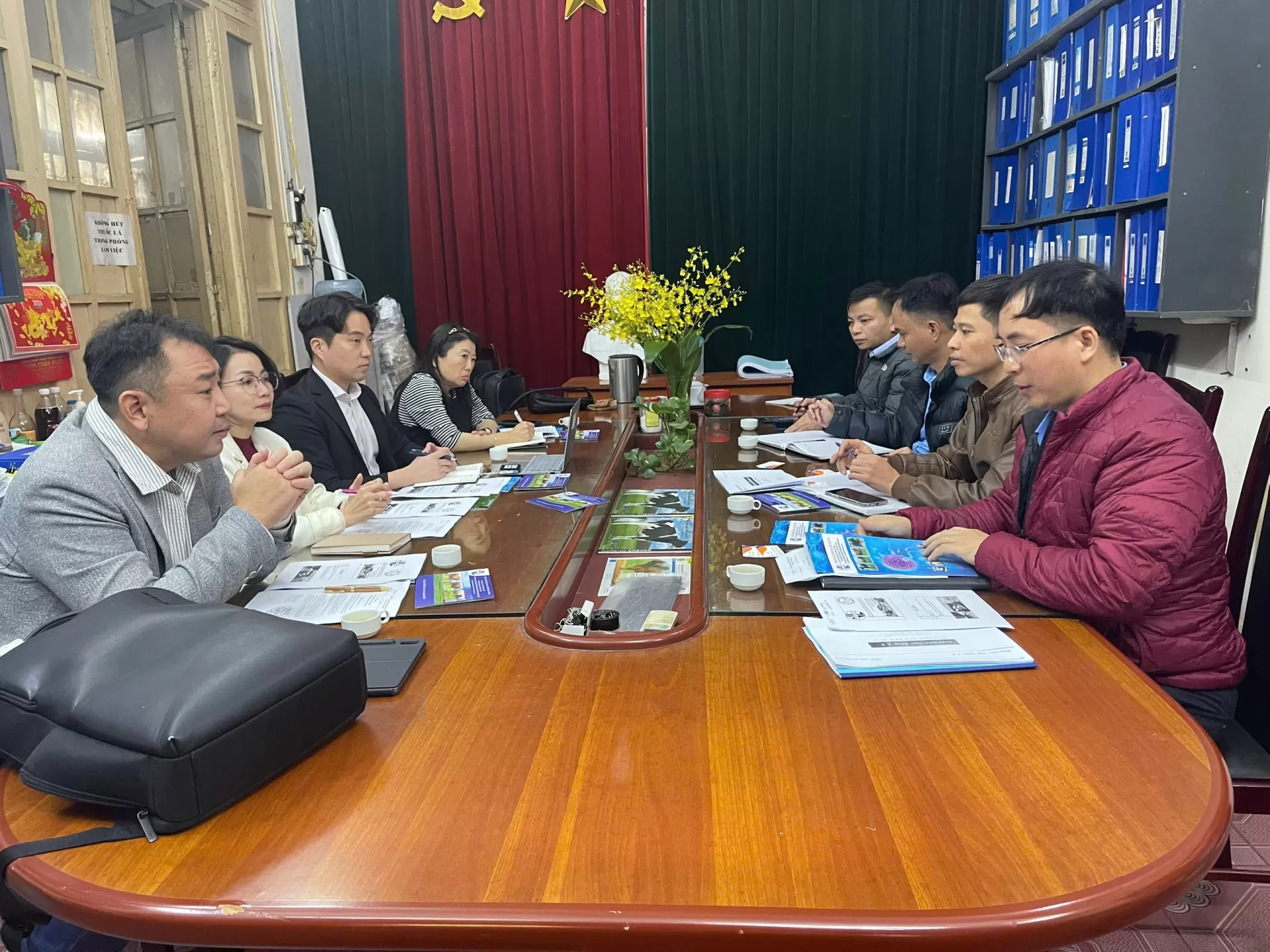 Trung tâm Giống gia súc lớn Trung ương đón tiếp và làm việc với Tập đoàn DaOne - Hàn Quốc