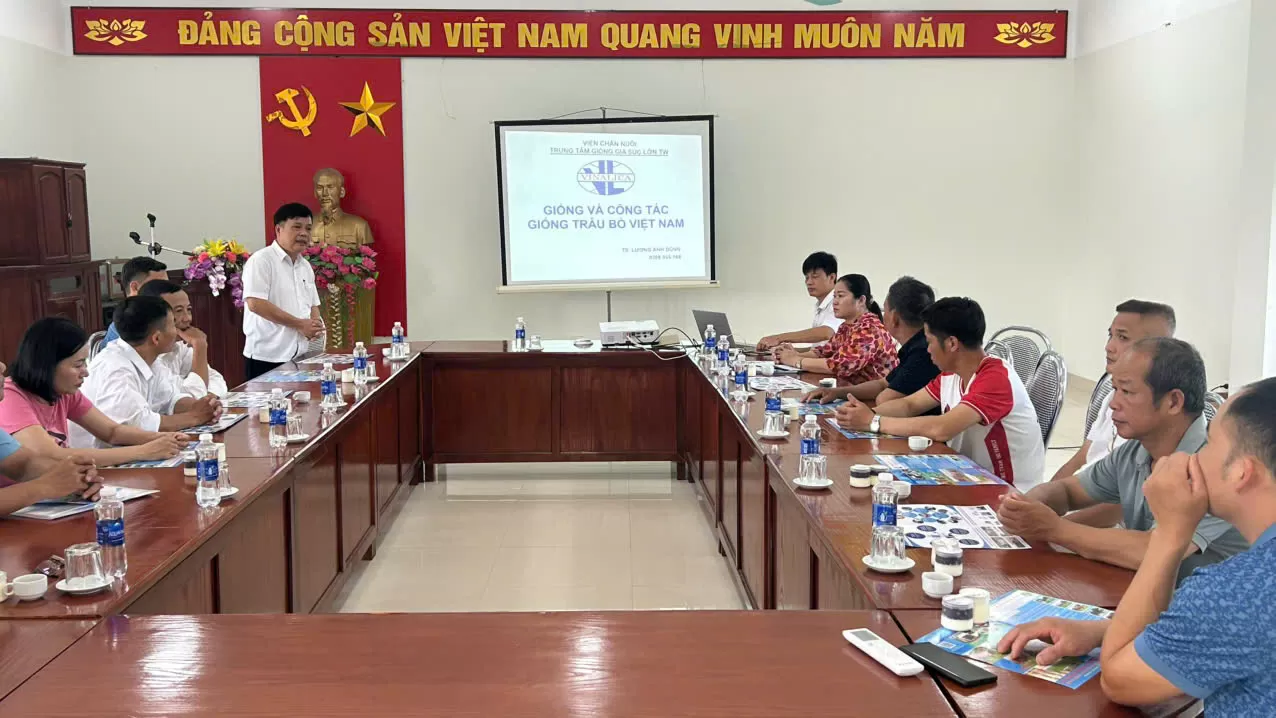 Trung tâm Giống gia súc lớn Trung ương tổ chức Lớp tập huấn cho các Dẫn tinh viên của tỉnh Lào Cai về “Công tác giống trâu bò và Nâng cao kỹ thuật thụ tinh nhân tạo trâu bò”.
